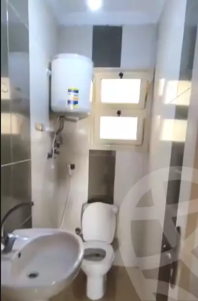 https://aqarmap.com.eg/ar/listing/6629945-for-sale-alexandria-miami-shr-jml-bd-lnsr