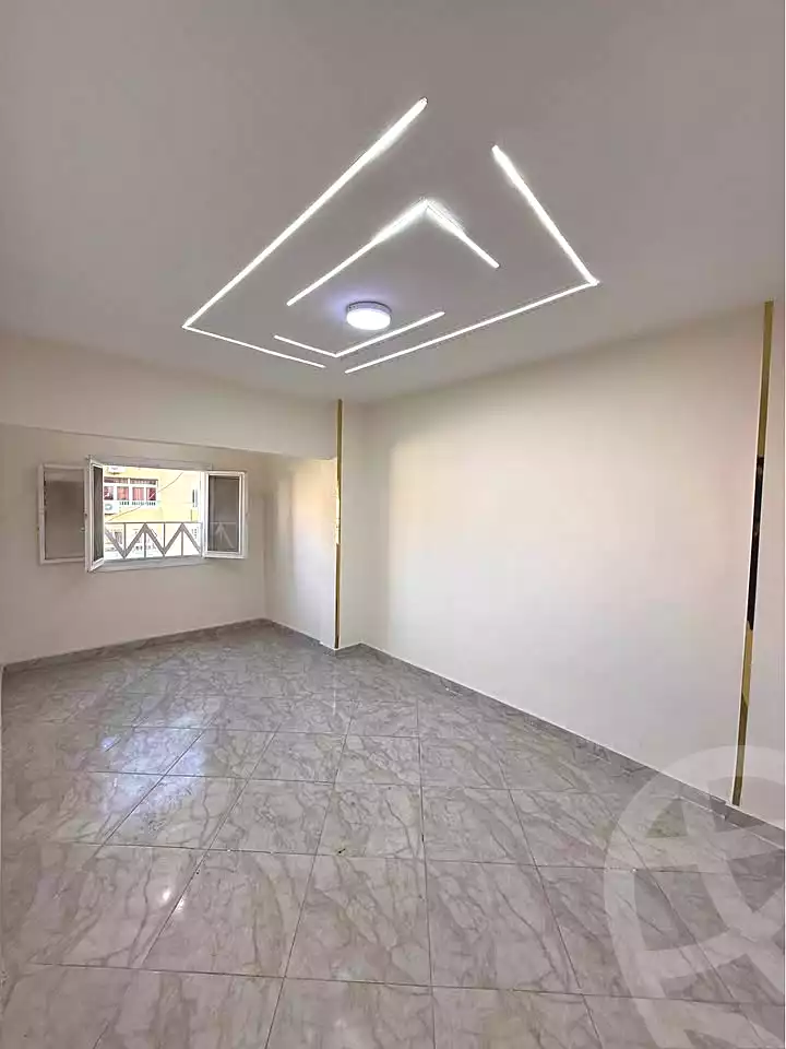 https://aqarmap.com.eg/ar/listing/6630762-for-sale-alexandria-sydy-bshr-sydy-bshr-bhry-shr-mhmwd-l-yswy