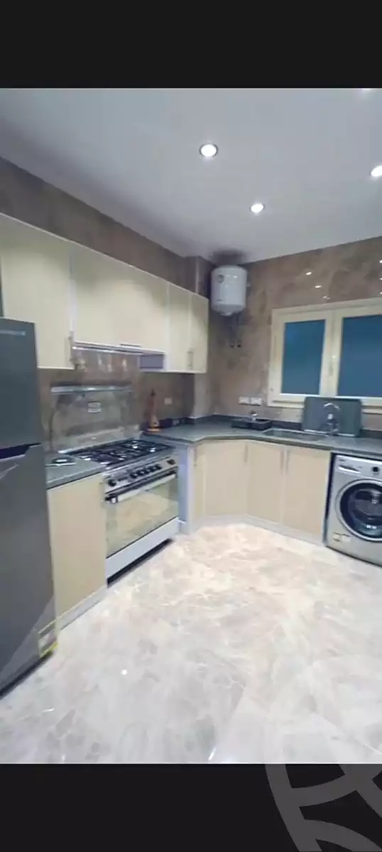 https://aqarmap.com.eg/ar/listing/6631516-for-rent-cairo-el-sheikh-zayed-city-el-hay-el-thaleth-ashaer
