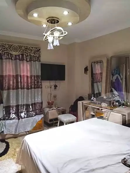 https://aqarmap.com.eg/ar/listing/6632550-for-sale-cairo-hadayek-el-koba-wali-al-ahd-st