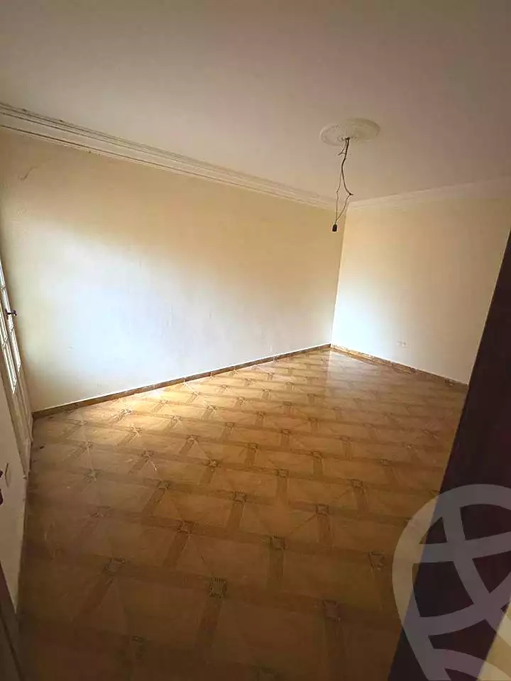 https://aqarmap.com.eg/ar/listing/6633092-for-rent-alexandria-fyktwry-roustom-basha-st