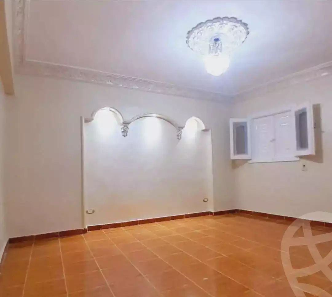 https://aqarmap.com.eg/ar/listing/6633374-for-sale-alexandria-el-asafra-l-sfr-bhry