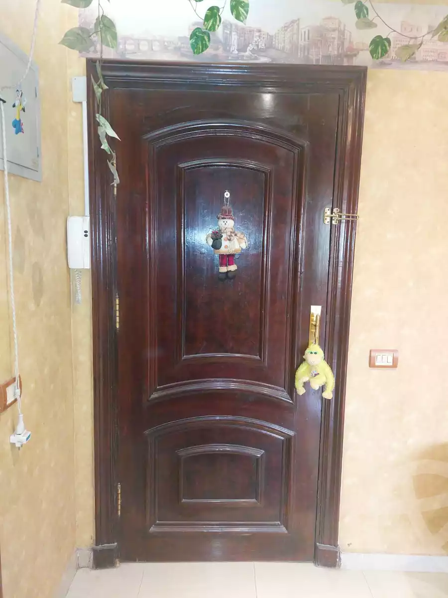 https://aqarmap.com.eg/ar/listing/6634067-for-sale-cairo-el-sheikh-zayed-city-compounds-hadayek-el-mohandiseen