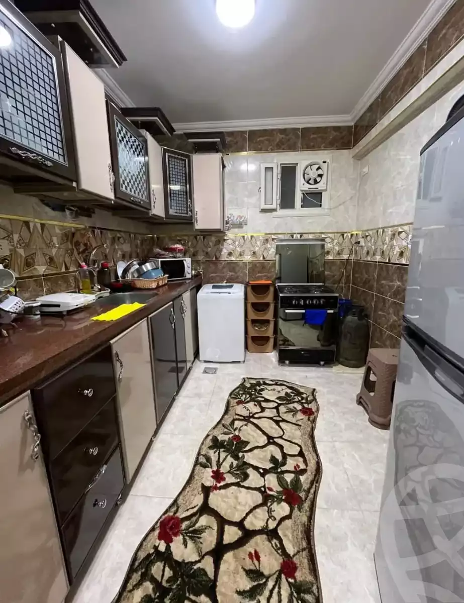 https://aqarmap.com.eg/ar/listing/6634890-for-sale-alexandria-l-jmy-lbytsh-ibrahim-othman-st