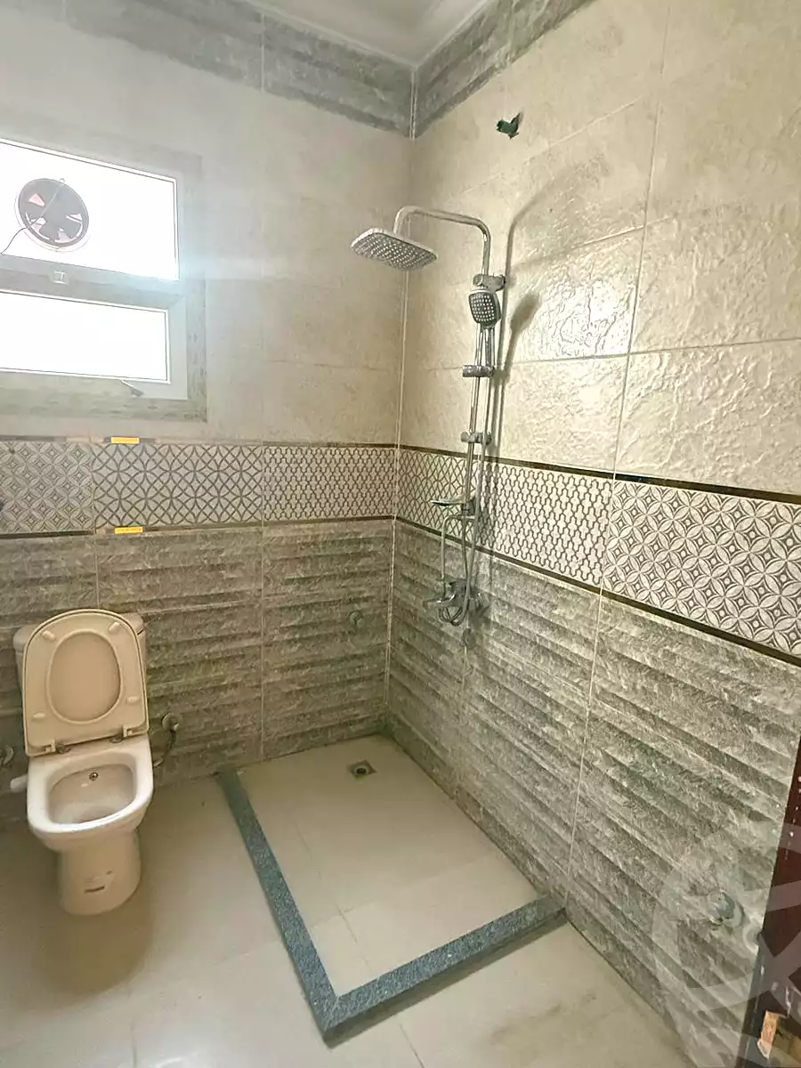 https://aqarmap.com.eg/en/listing/6635408-for-rent-cairo-6th-of-october-el-hay-el-motamyz-el-motamayez-neighborhood-abd-el-moneim-riad-st
