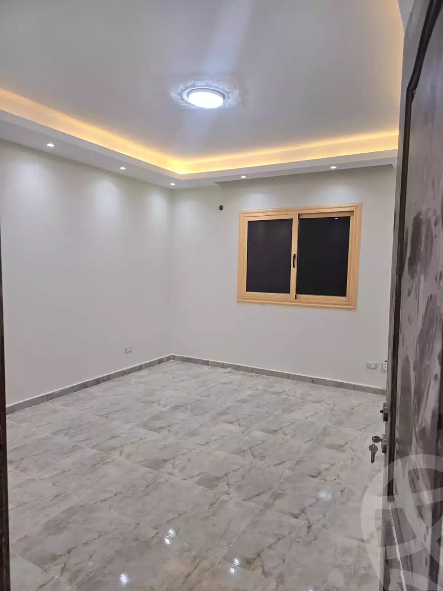 https://aqarmap.com.eg/ar/listing/6636109-for-rent-cairo-new-cairo-ganob-el-akadamiya-south-academy-a-zaid-ebn-haretha-st