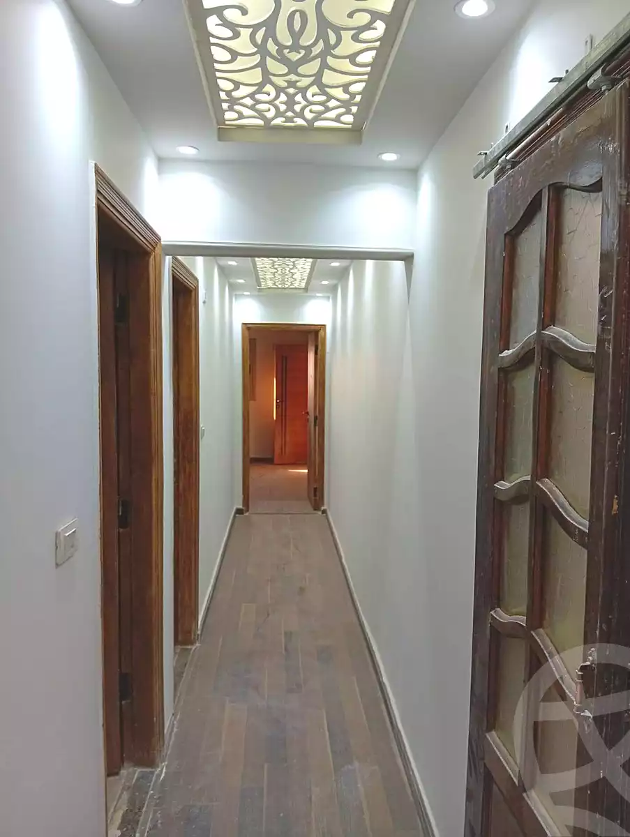 https://aqarmap.com.eg/en/listing/6637049-for-sale-cairo-helwan-helwan-el-sharkeya-ryad-pasha-st