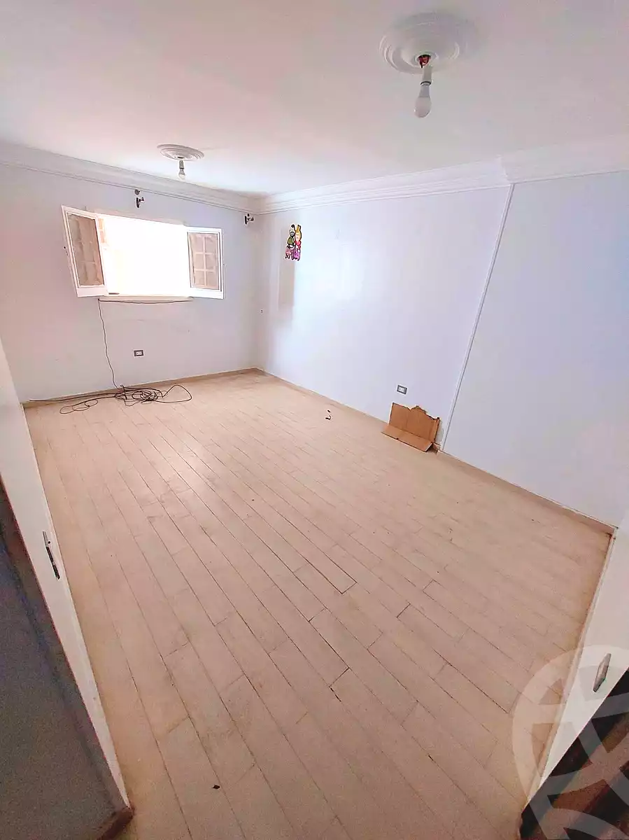https://aqarmap.com.eg/ar/listing/6637673-for-sale-alexandria-sydy-bshr-sydy-bshr-bhry-ali-hipa-st