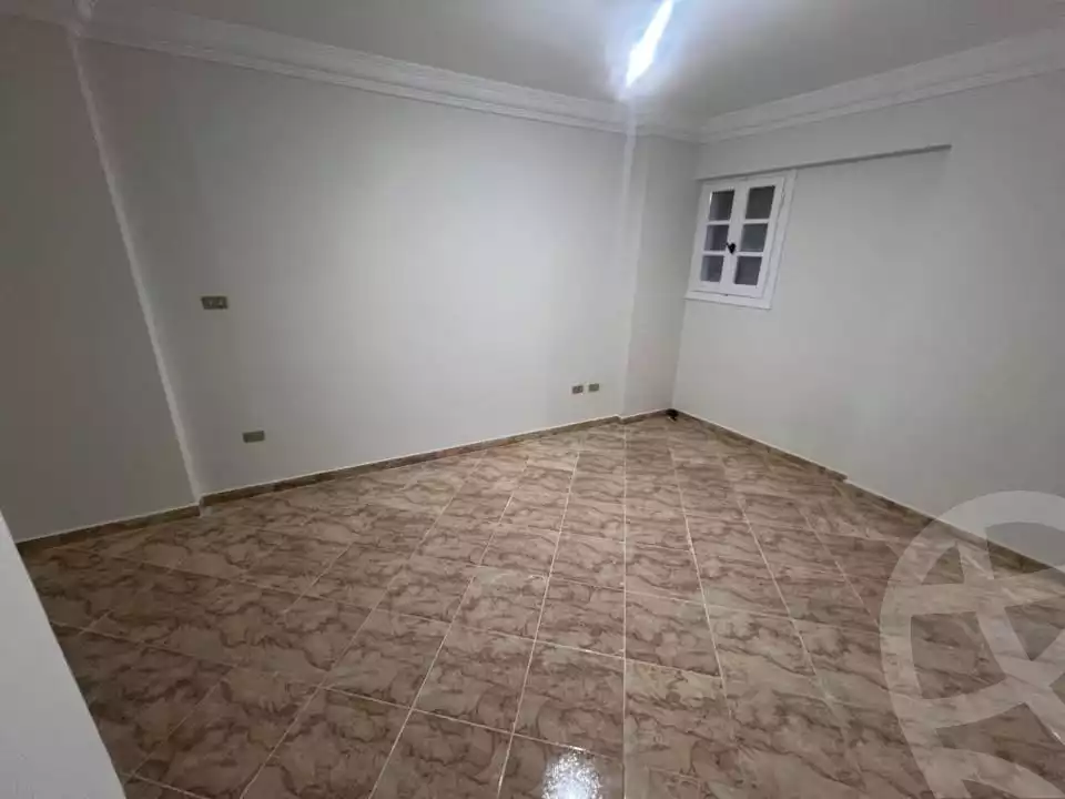 https://aqarmap.com.eg/ar/listing/6638487-for-sale-alexandria-sydy-bshr-sydy-bshr-bhry-shr-khld-bn-lwlyd