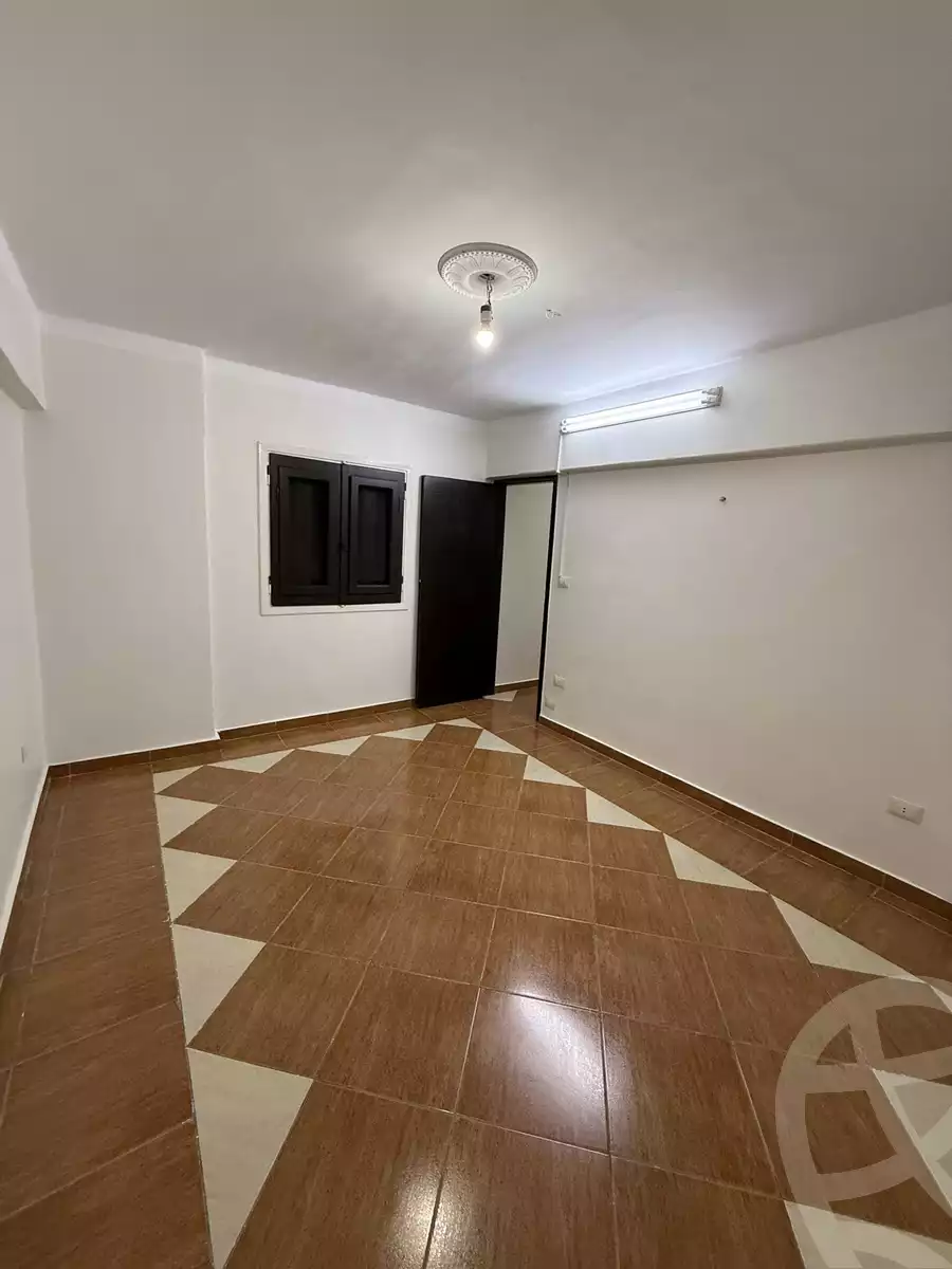 https://aqarmap.com.eg/ar/listing/6638592-for-sale-alexandria-el-asafra-l-sfr-bhry