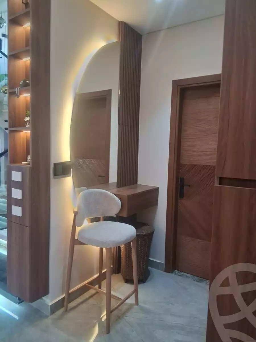 https://aqarmap.com.eg/en/listing/6638590-for-rent-cairo-new-cairo-compounds-hyde-park-cluster-17-hyde-park