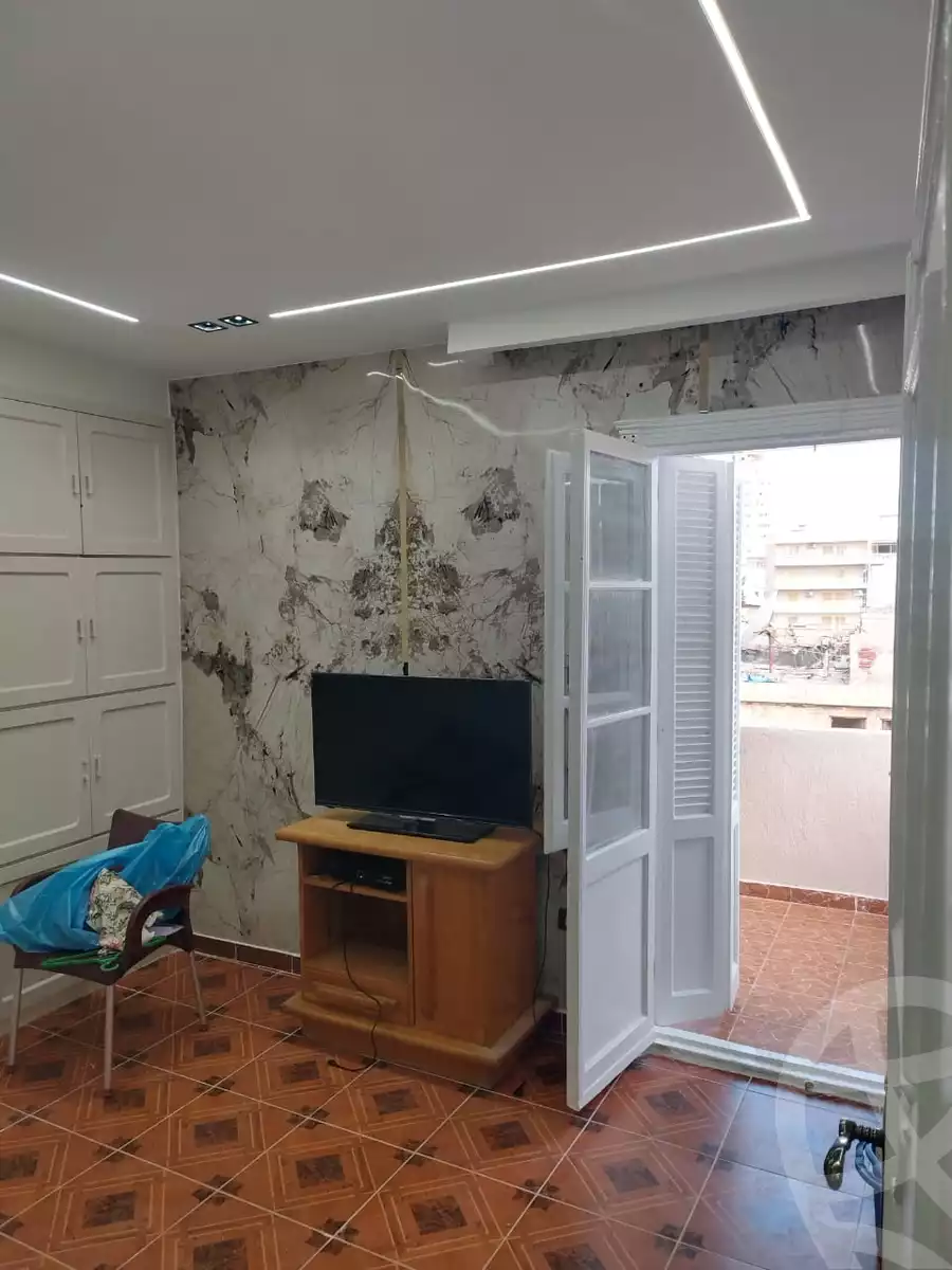 https://aqarmap.com.eg/ar/listing/6639217-for-rent-alexandria-camp-cesar-abd-el-moneim-sanad-st