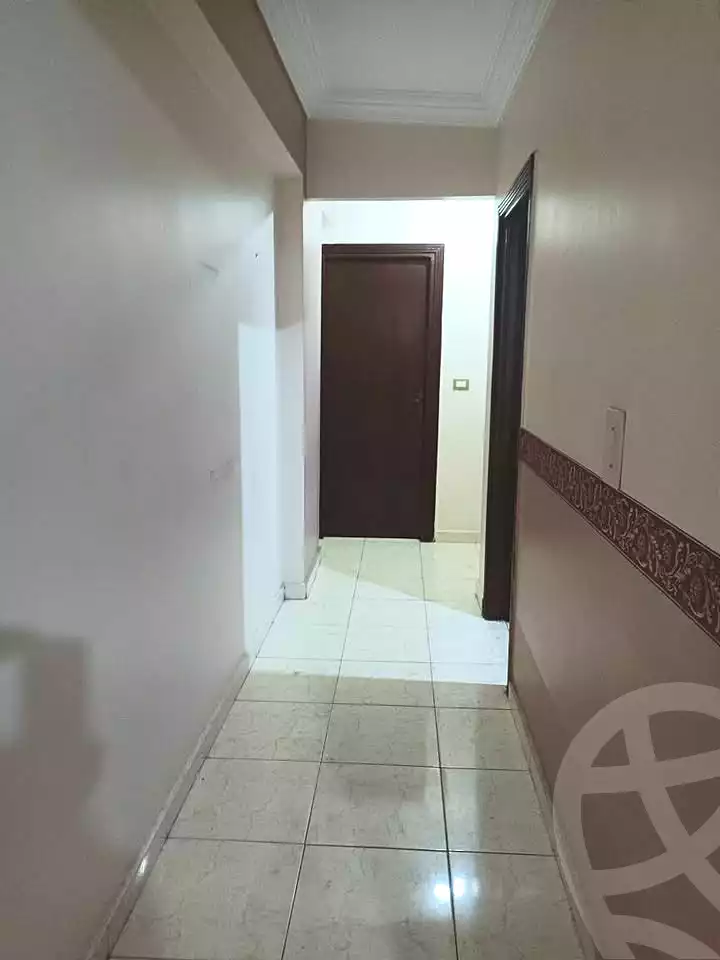 https://aqarmap.com.eg/ar/listing/6639673-for-sale-alexandria-sydy-bshr-sydy-bshr-bhry-shr-mhmd-njyb