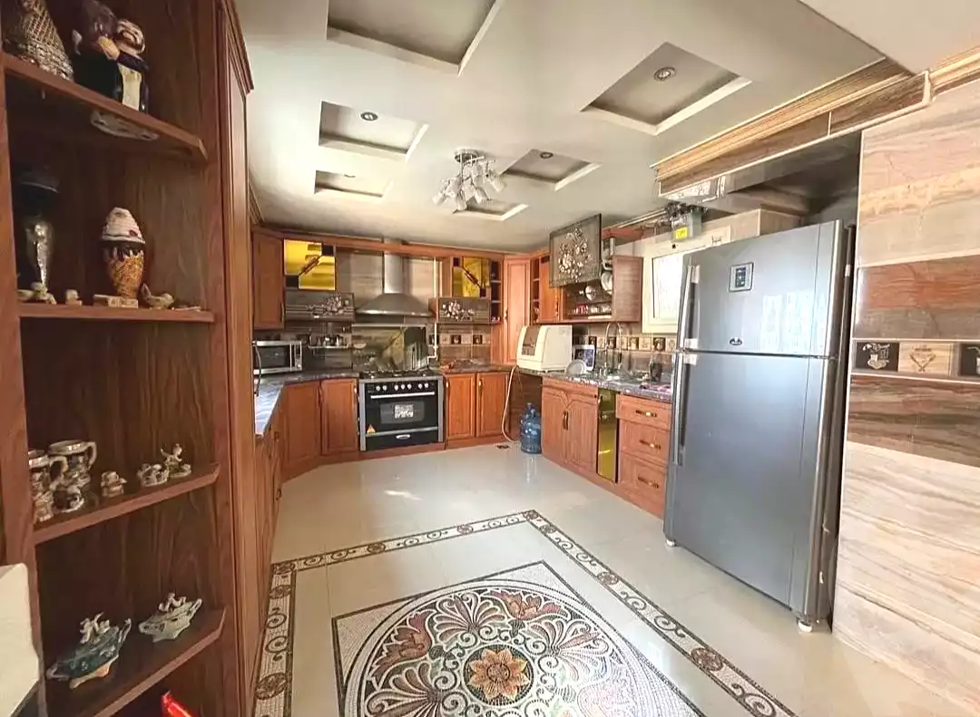 https://aqarmap.com.eg/ar/listing/6639792-for-sale-alexandria-camp-cesar-el-gaish-rd
