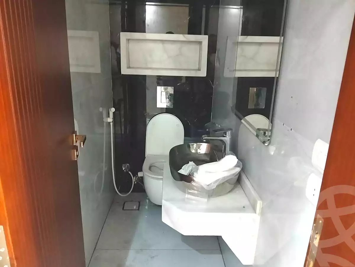 https://aqarmap.com.eg/ar/listing/6639919-for-rent-cairo-heliopolis-roxy-square-al-ahram-st