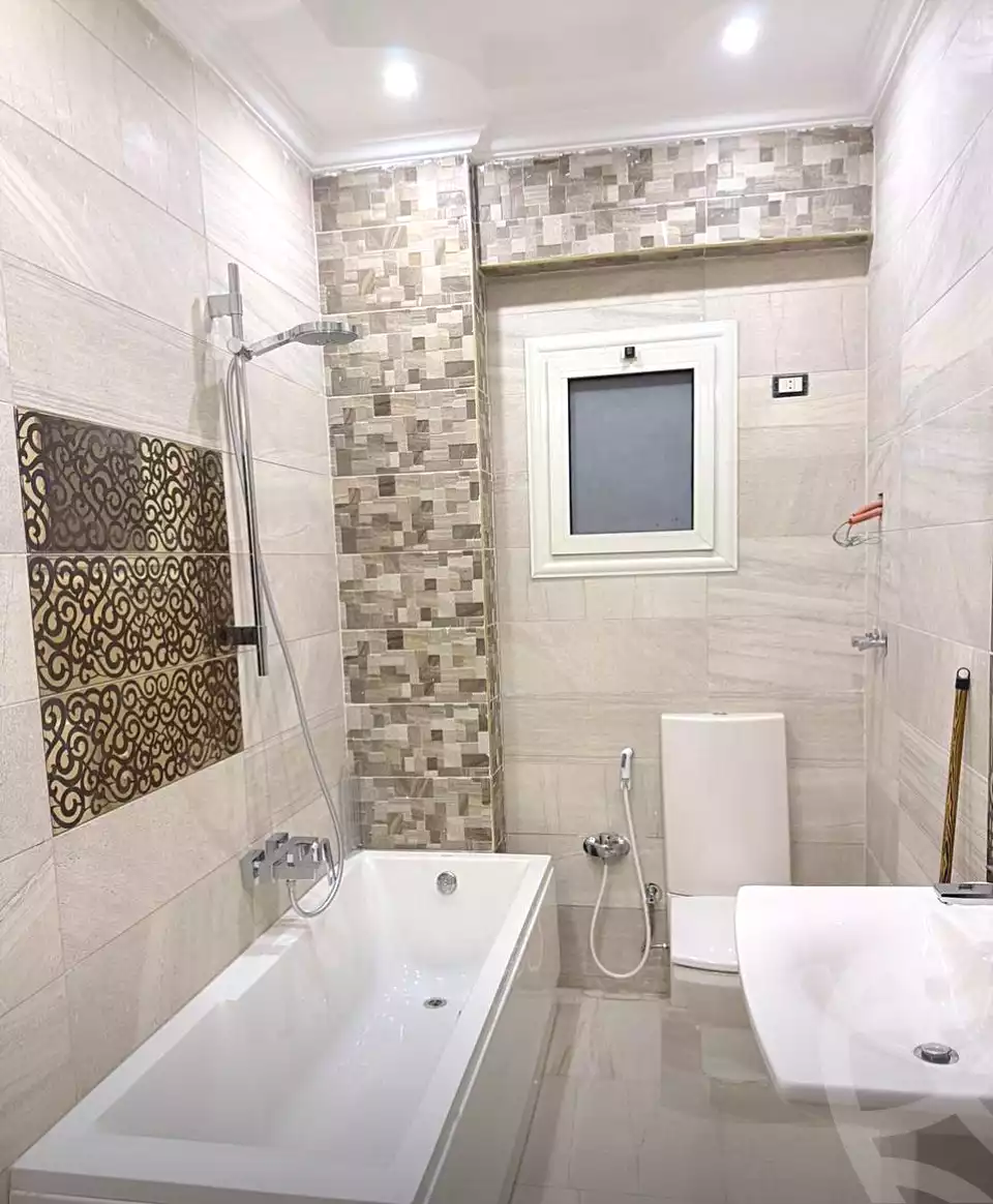 https://aqarmap.com.eg/ar/listing/6131384-for-rent-cairo-new-cairo-compounds-mwntn-fyw-y-syty-club-park-mountain-view-icity