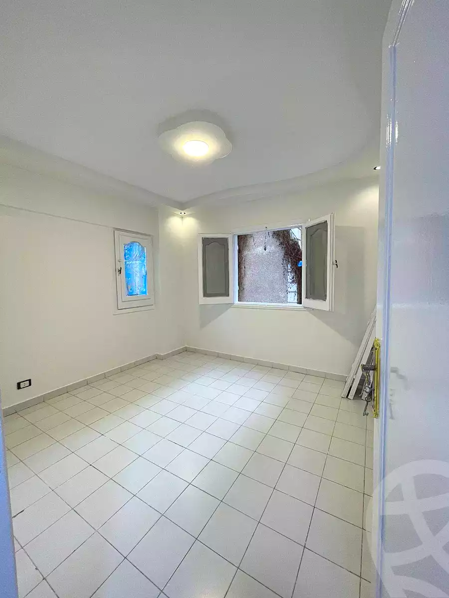 https://aqarmap.com.eg/ar/listing/6641036-for-sale-alexandria-l-jmy-shataa-el-nakheel