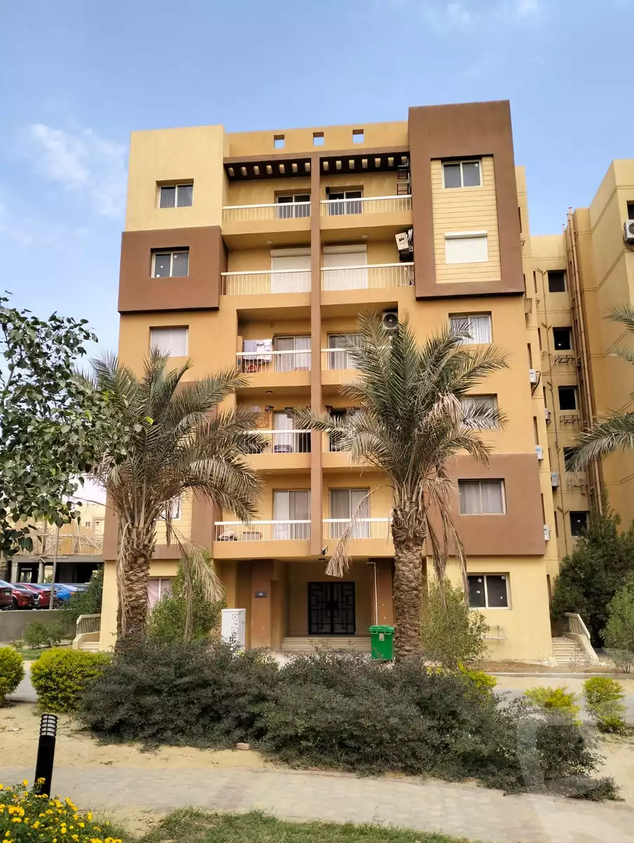 https://aqarmap.com.eg/ar/listing/6641593-for-sale-cairo-6th-of-october-hadaeq-october-kmbwnd-fy-hdyq-ktwbr-ashgar-city