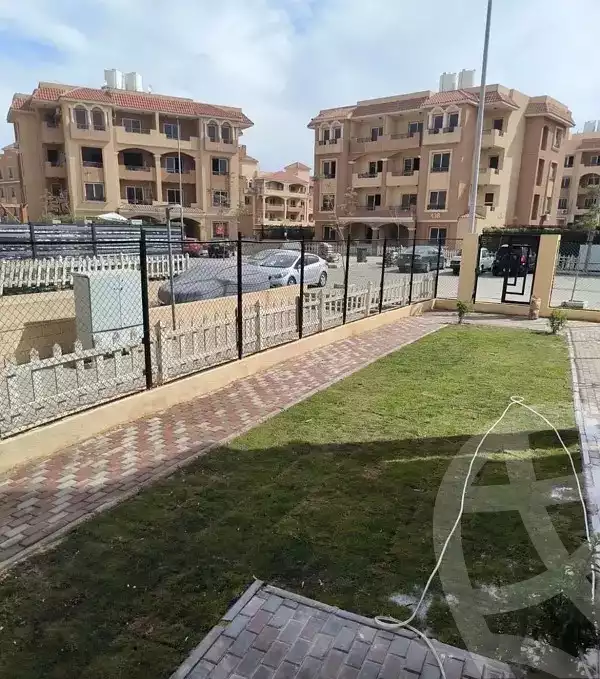 https://aqarmap.com.eg/ar/listing/6641650-for-sale-cairo-el-sheikh-zayed-city-compounds-el-khamayel