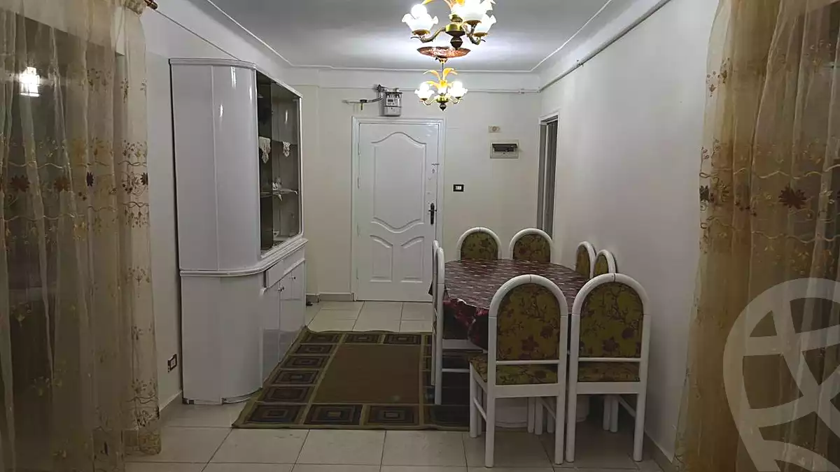 https://aqarmap.com.eg/ar/listing/6643033-for-rent-alexandria-miami