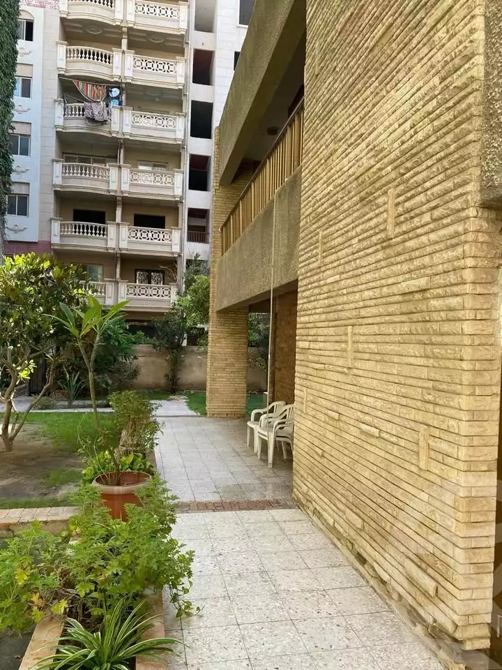 https://aqarmap.com.eg/en/listing/6643595-for-sale-alexandria-l-jmy-lbytsh-shahr-al-assal-st