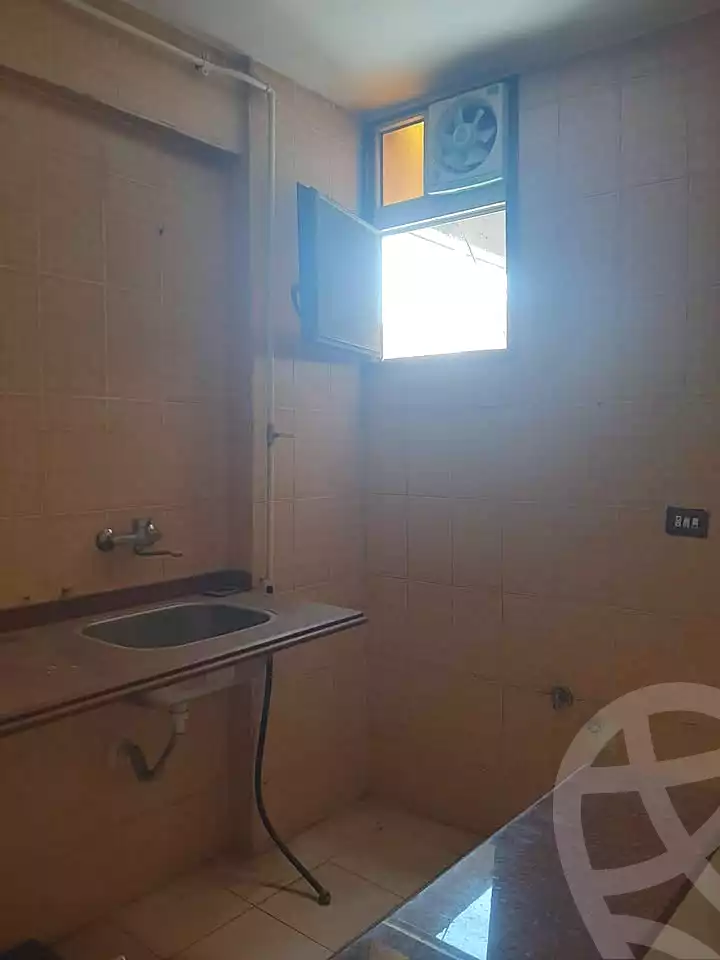 https://aqarmap.com.eg/en/listing/6643996-for-sale-alexandria-moharram-bey-ibn-zahroon-st