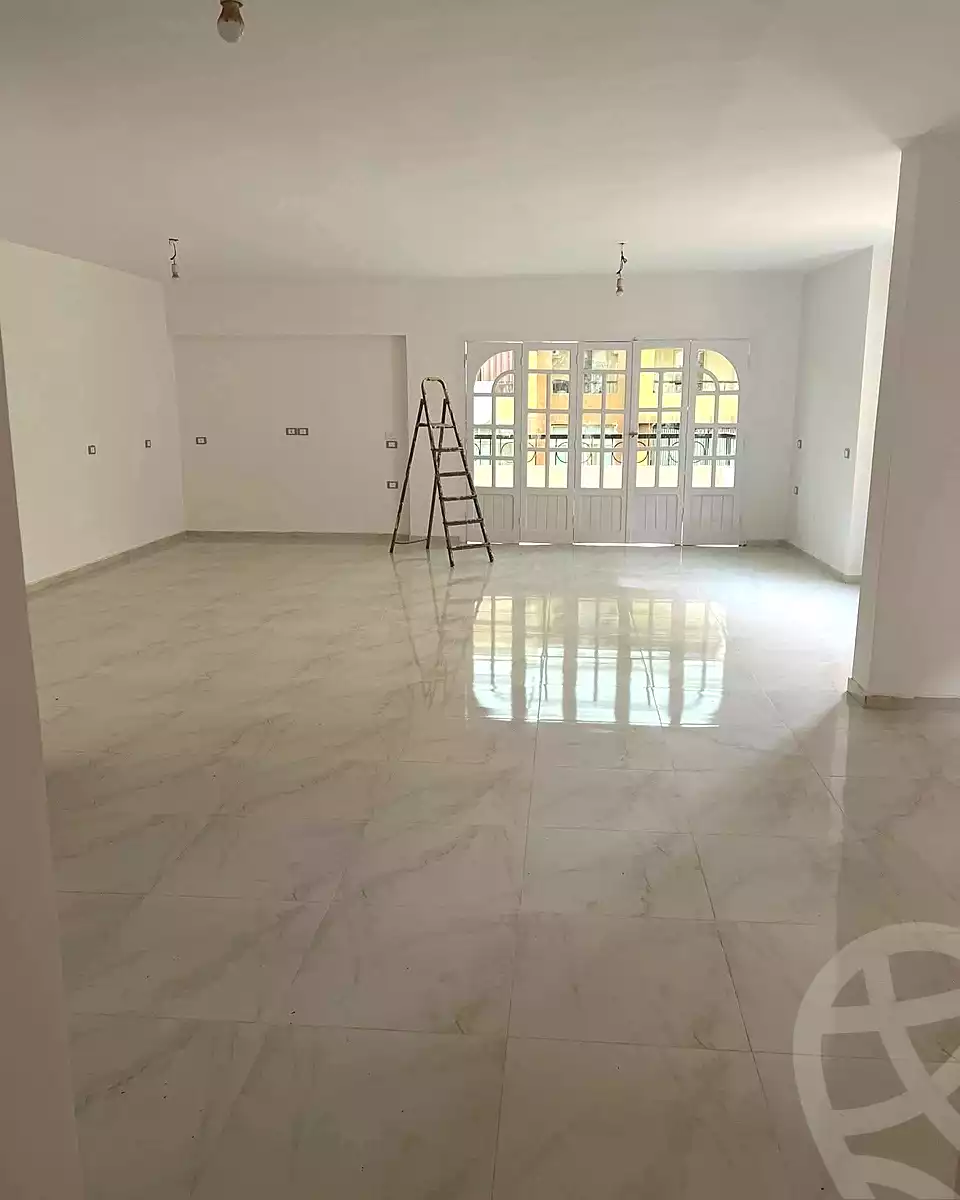 https://aqarmap.com.eg/ar/listing/6644836-for-rent-cairo-mokattam-lhdb-l-ly