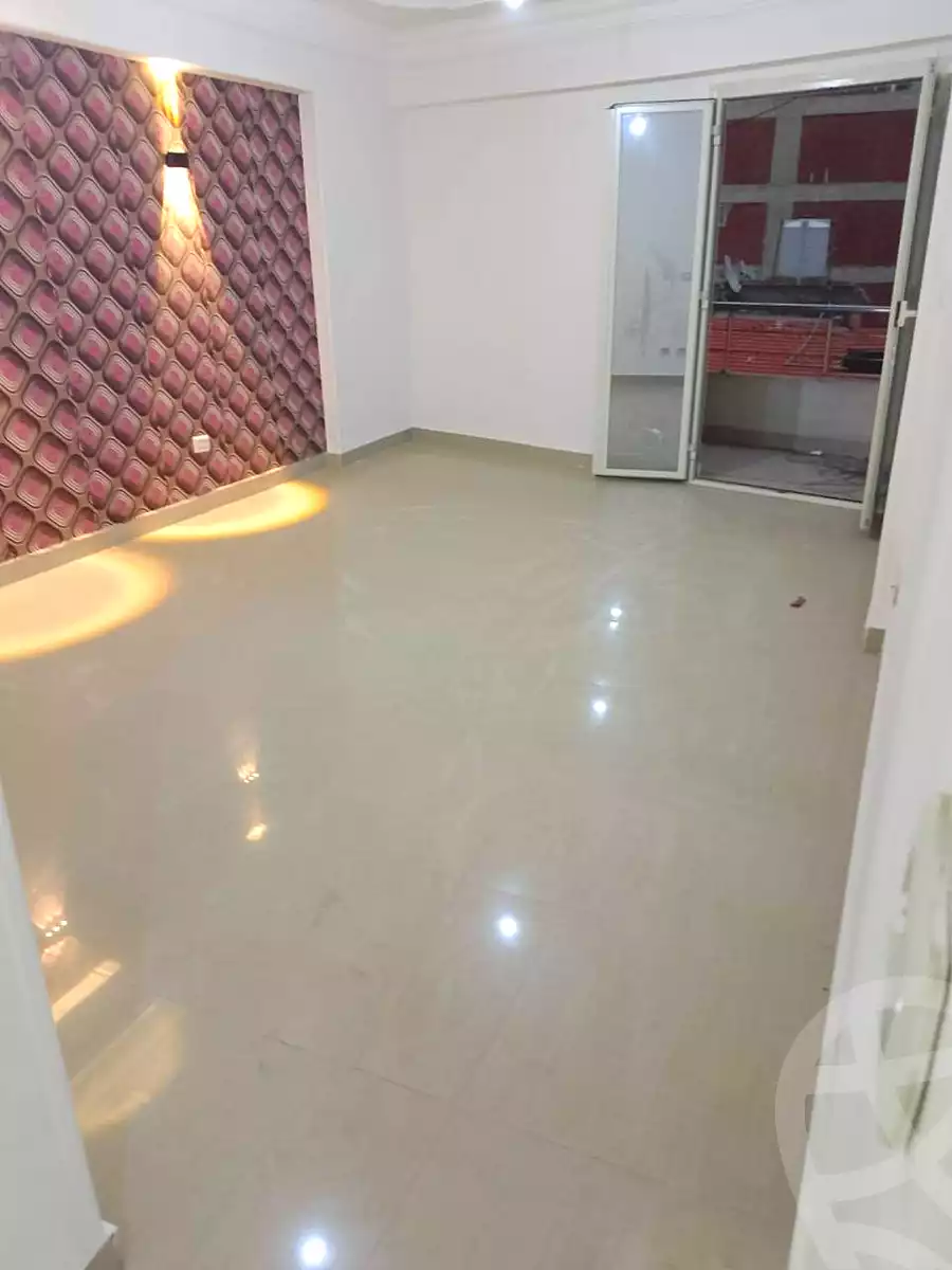 https://aqarmap.com.eg/ar/listing/6644954-for-sale-alexandria-sydy-bshr-sydy-bshr-bhry-mohammed-youssef-ghaly-st