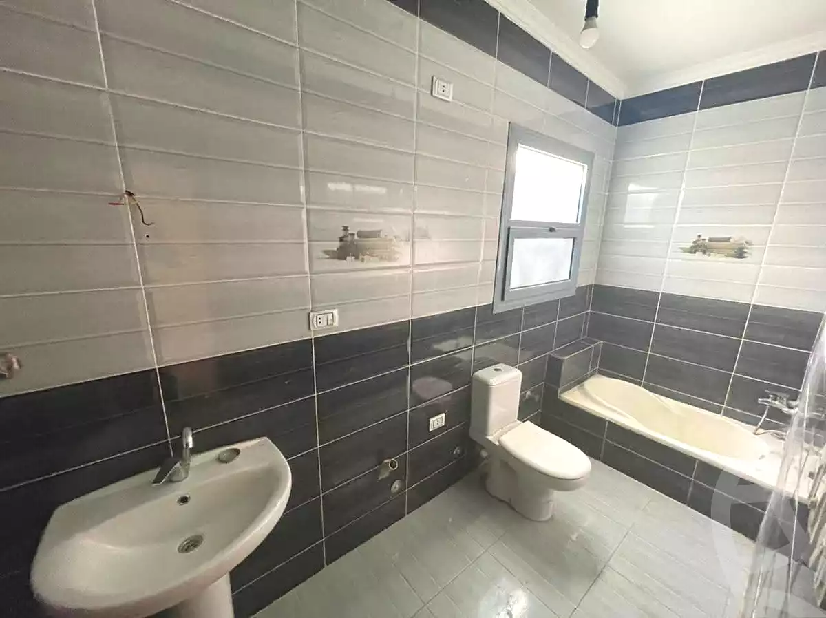 https://aqarmap.com.eg/en/listing/6644995-for-rent-cairo-mokattam-lhdb-l-ly