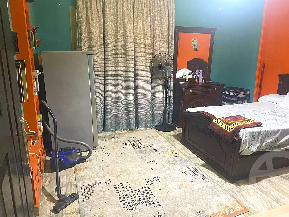 https://aqarmap.com.eg/ar/listing/6645863-for-sale-cairo-helwan-helwan-el-sharkeya-mostafa-safwat-st