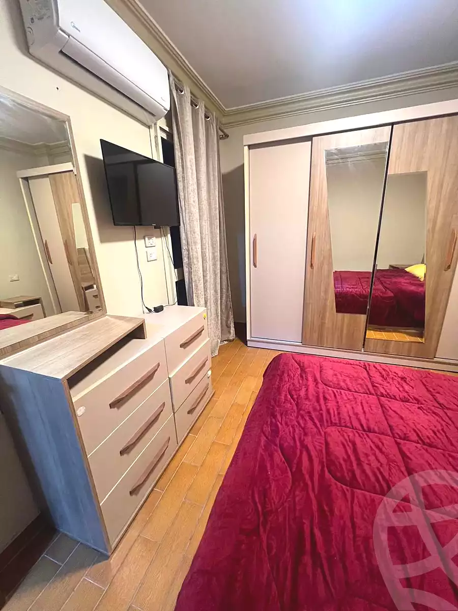 https://aqarmap.com.eg/en/listing/6646316-for-rent-cairo-new-cairo-lrhb-city-mtdd-lrhb-phase-9