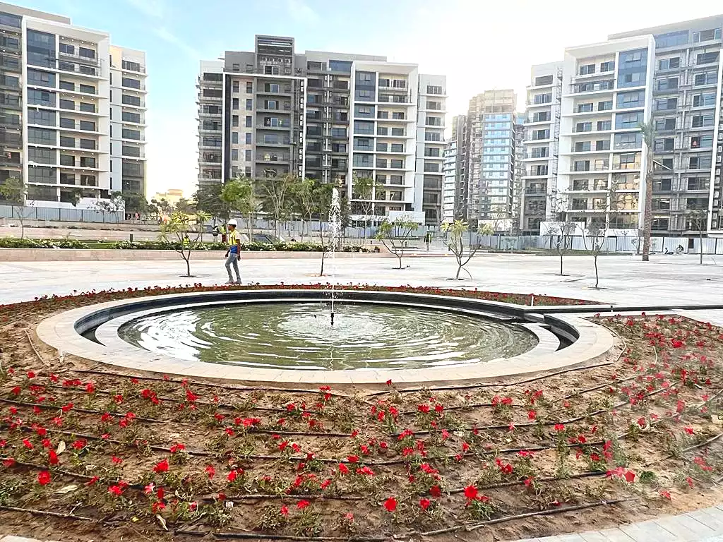 https://aqarmap.com.eg/en/listing/6646774-for-sale-cairo-el-sheikh-zayed-city-compounds-zyd-wr-llttwyr-z-tower