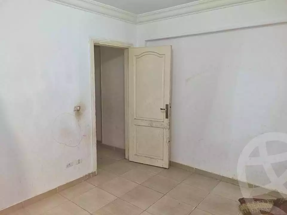 https://aqarmap.com.eg/ar/listing/6647076-for-rent-alexandria-sydy-bshr-sydy-bshr-bhry-shr-mhmwd-l-yswy