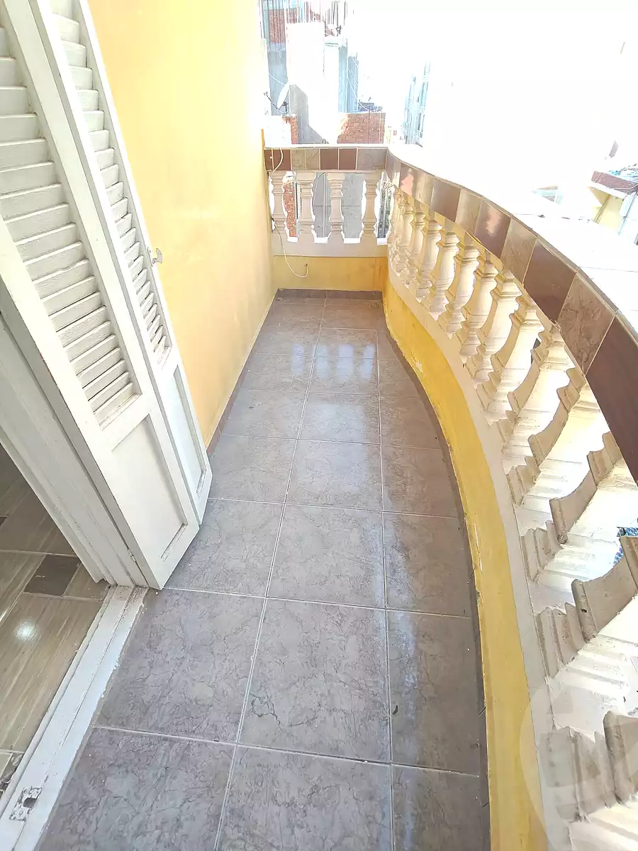 https://aqarmap.com.eg/ar/listing/6647608-for-sale-alexandria-el-mandara-alex-el-mandara-bahri-sidi-kamal-st