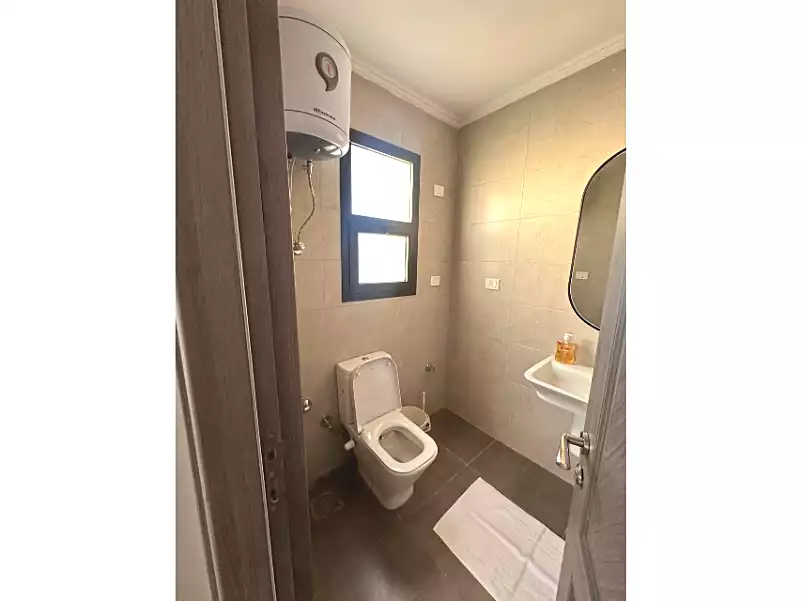 https://aqarmap.com.eg/ar/listing/6647870-for-rent-cairo-new-cairo-compounds-eastown-eastown-parks