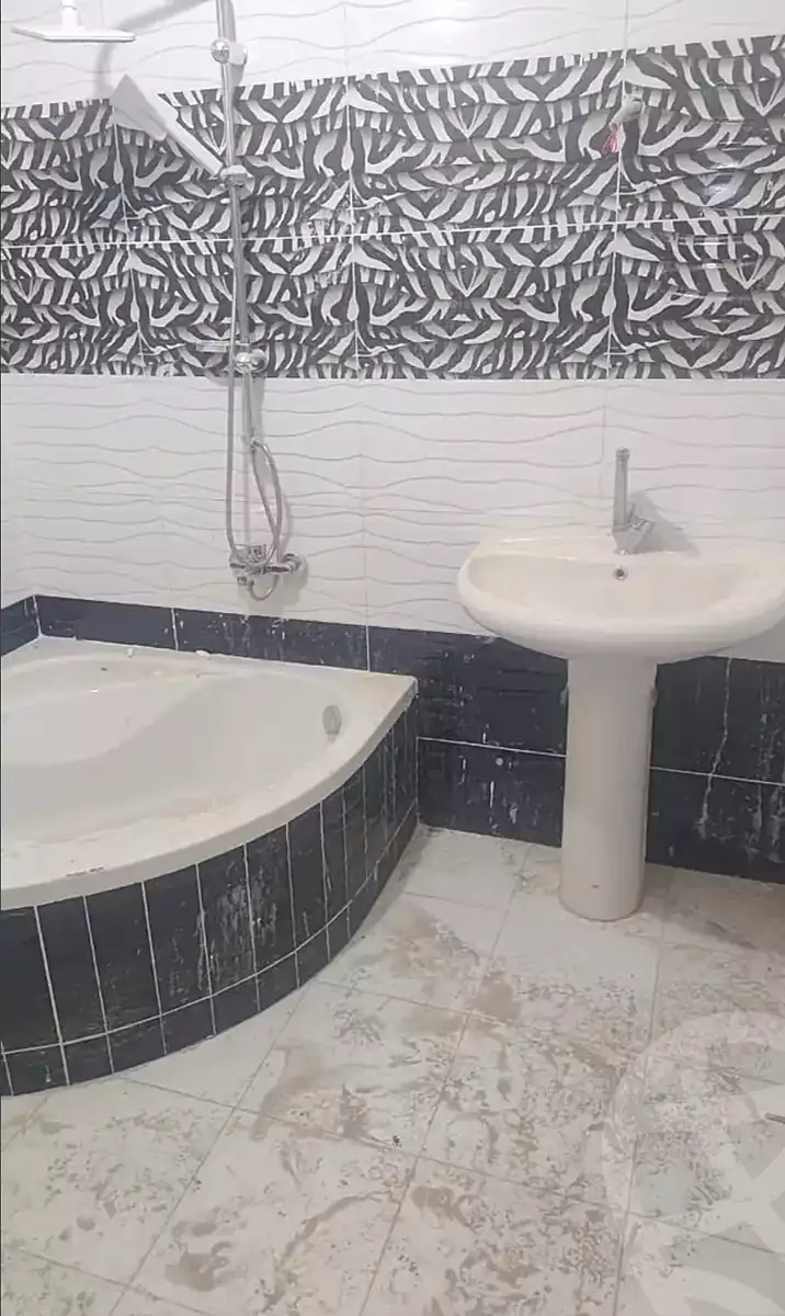 https://aqarmap.com.eg/ar/listing/6647876-for-rent-alexandria-sidi-gaber