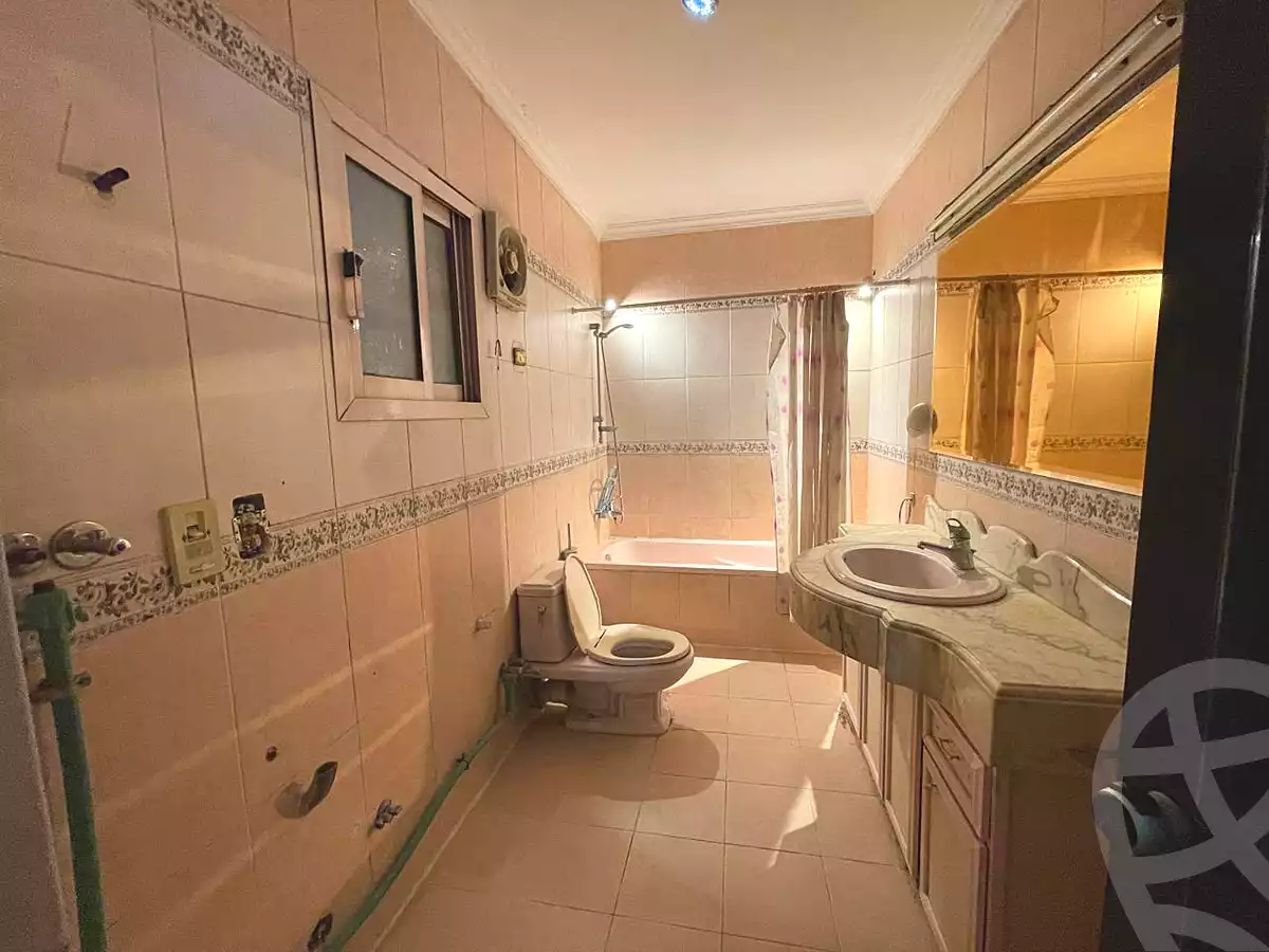 https://aqarmap.com.eg/ar/listing/6648388-for-sale-cairo-manial-manial-st