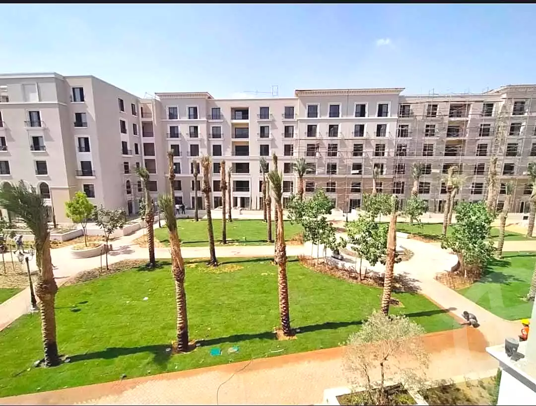 https://aqarmap.com.eg/en/listing/6648489-for-sale-cairo-el-sheikh-zayed-city-compounds-kmbwnd-fyldj-wyst-dr-llttwyr