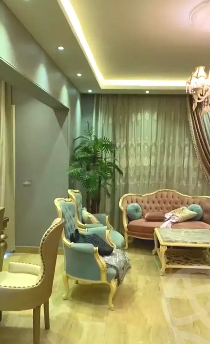 https://aqarmap.com.eg/en/listing/6649116-for-sale-cairo-6th-of-october-hadaeq-october-kmbwnd-fy-hdyq-ktwbr-kenz
