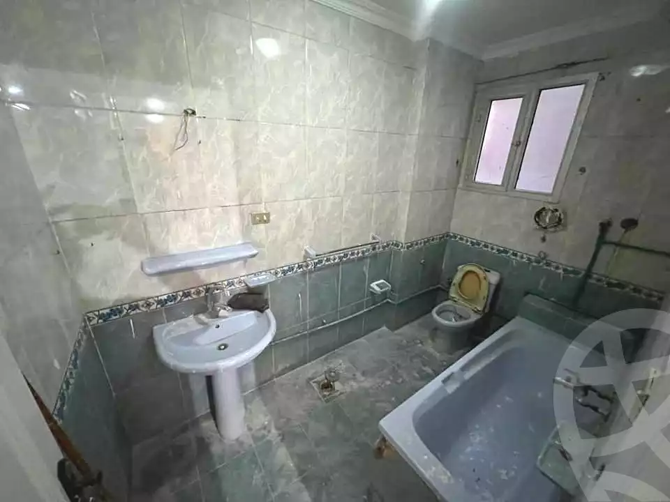 https://aqarmap.com.eg/ar/listing/6649425-for-sale-alexandria-sydy-bshr-sydy-bshr-bhry-shr-khld-bn-lwlyd