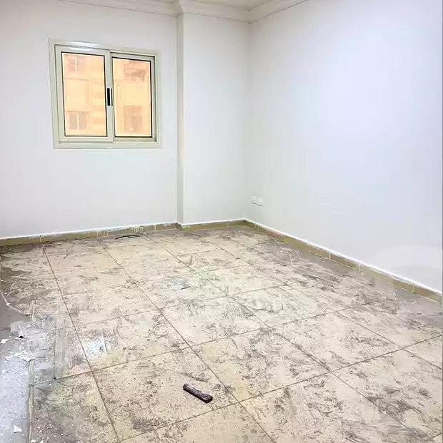 https://aqarmap.com.eg/ar/listing/6649923-for-sale-alexandria-lsywf-city-light-compound