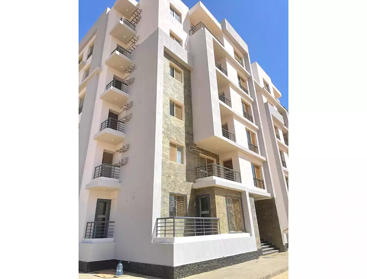 https://aqarmap.com.eg/en/listing/6650512-for-sale-cairo-el-sheikh-zayed-city-lshykh-zyd-ljdyd-west-view-residence-hdp