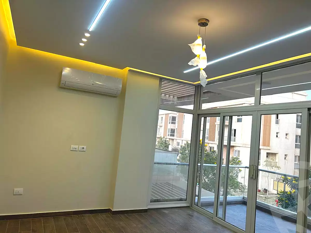 https://aqarmap.com.eg/ar/listing/6650915-for-rent-cairo-new-cairo-compounds-mwntn-fyw-y-syty-club-park-mountain-view-icity