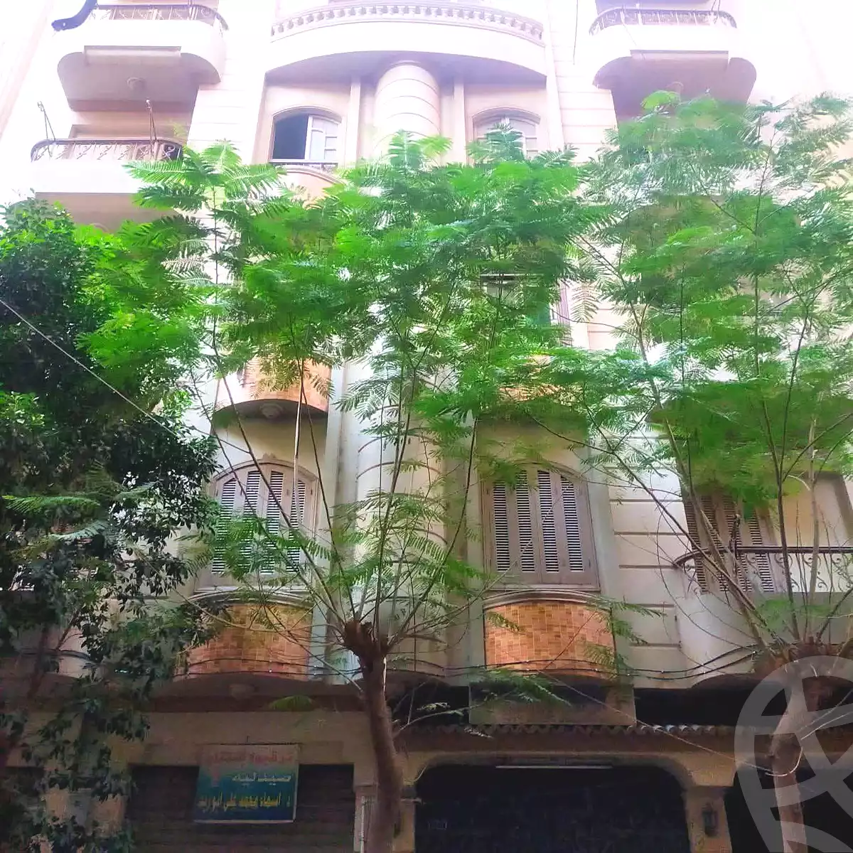 https://aqarmap.com.eg/en/listing/6650974-for-sale-sharqia-zagazig-zagazig-city-tolba-awaida-st