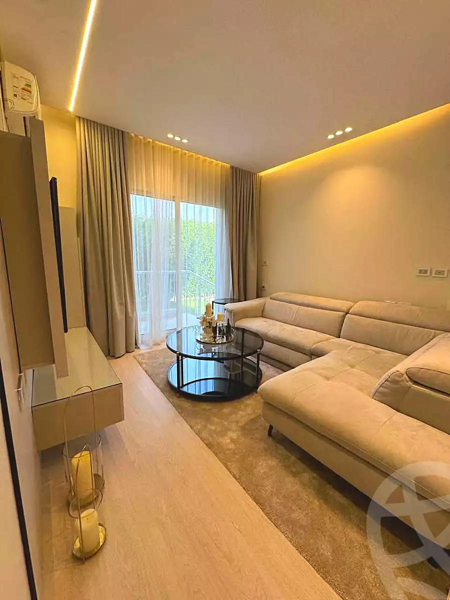 https://aqarmap.com.eg/en/listing/6650999-for-sale-cairo-el-sheikh-zayed-city-compounds-dh-drys
