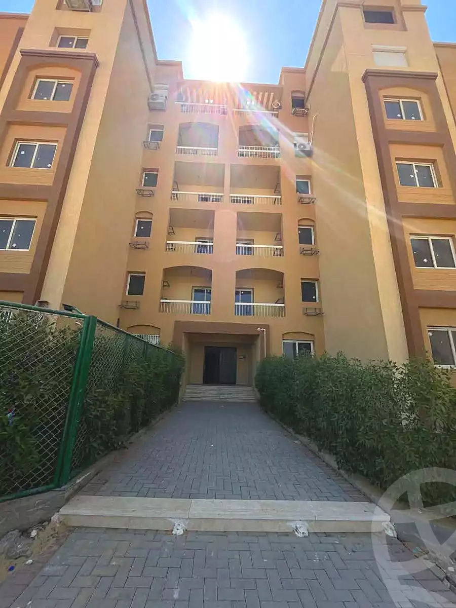 https://aqarmap.com.eg/ar/listing/6651030-for-sale-cairo-6th-of-october-hadaeq-october-kmbwnd-fy-hdyq-ktwbr-ashgar-city
