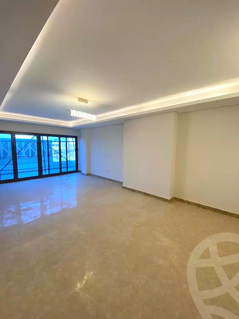 https://aqarmap.com.eg/ar/listing/6651534-for-rent-cairo-new-cairo-compounds-zyd-yst