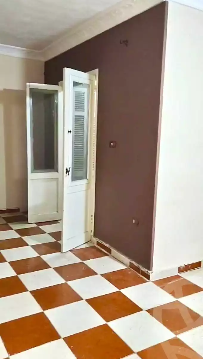 https://aqarmap.com.eg/ar/listing/6651664-for-sale-alexandria-l-jmy-lbytsh-al-aeda-al-kadema-st