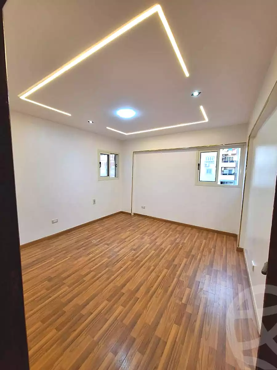 https://aqarmap.com.eg/en/listing/6651744-for-sale-alexandria-sydy-bshr-sydy-bshr-bhry