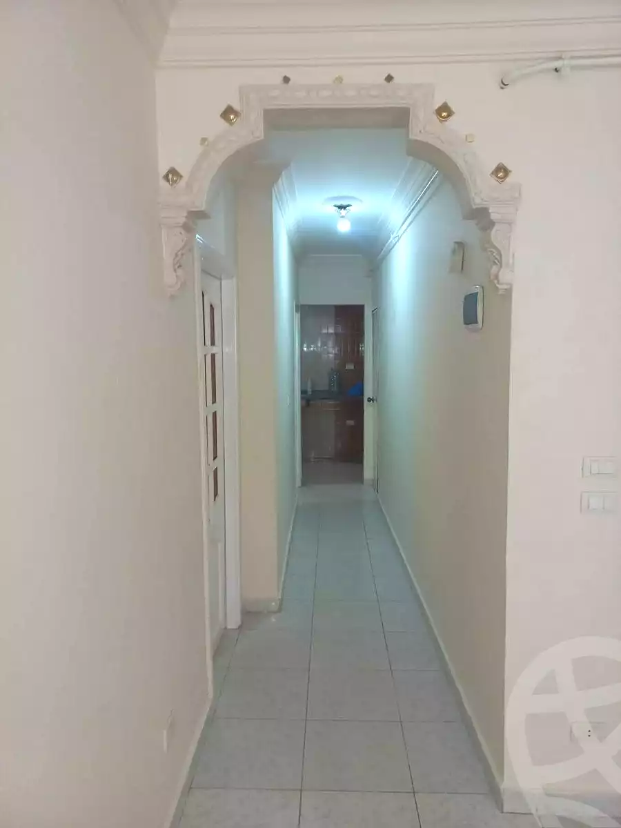 https://aqarmap.com.eg/ar/listing/6652019-for-rent-alexandria-el-asafra-shr-45